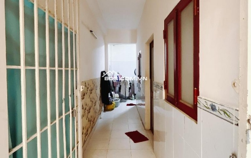 CHỦ KẸT TIỀN CẦN BÁN GẤP NHÀ QUẬN 7 GIẢM NGAY 400 TRIỆU  BÁN GẤP NHÀ 4 TẦNG HXH KINH DOANH Q.7