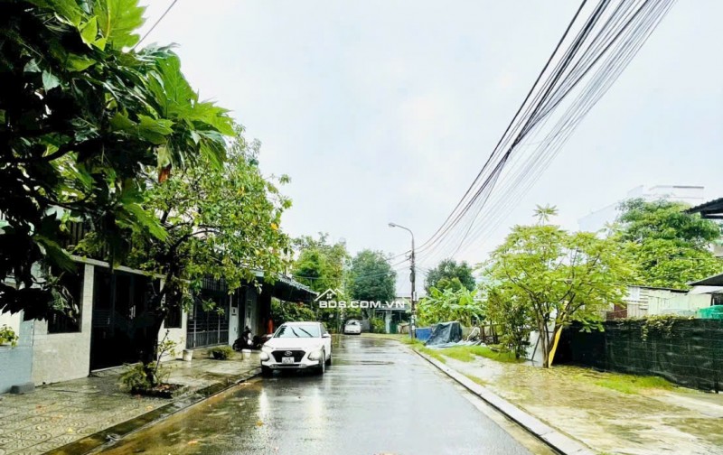 Bán lô đất diện tích khủng! Vị trí siêu đẹp! Ngang đến 7m