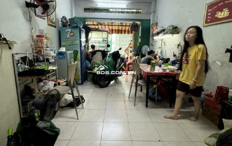 Nhà giá sốc Q.3 - Nguyễn Đình Chiểu - Cư xá đô thành - hẻm xe hơi - nhỉnh 7ty - nhà cũ tiện xây mới