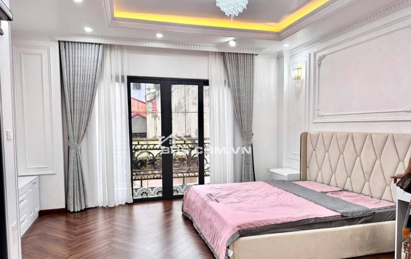 Bán Nhà Mặt Phố Kinh Doanh Yên Lạc, Hai Bà Trưng 51m, 7 tầng, mt 4.8m, giá 28 tỷ.