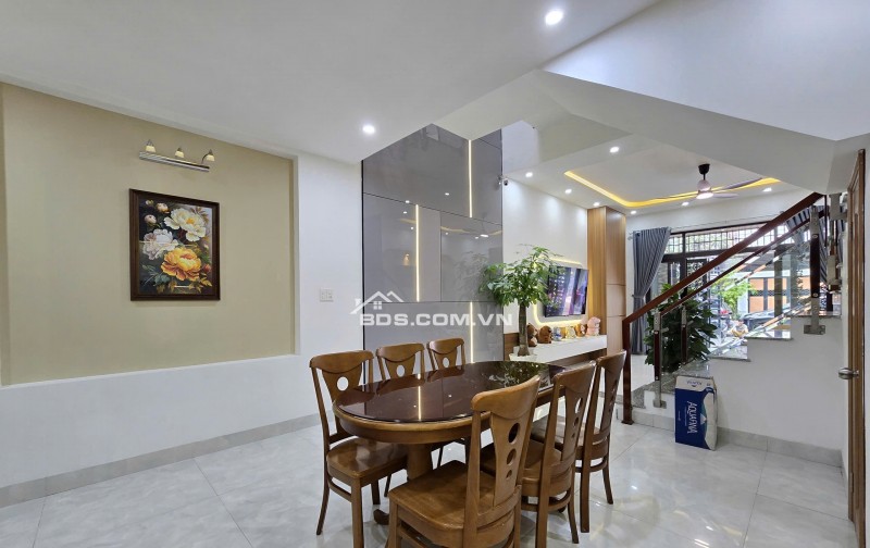 NHÀ 3 TẦNG 3 MÊ  BÀU NĂNG 6 - Phong cách LUXURY FULL NỘI THẤT