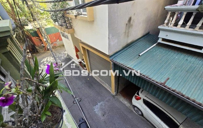 Bán nhà Nguyễn Hoàng Tôn, phân lô ô tô tránh, dọn vào ở ngay