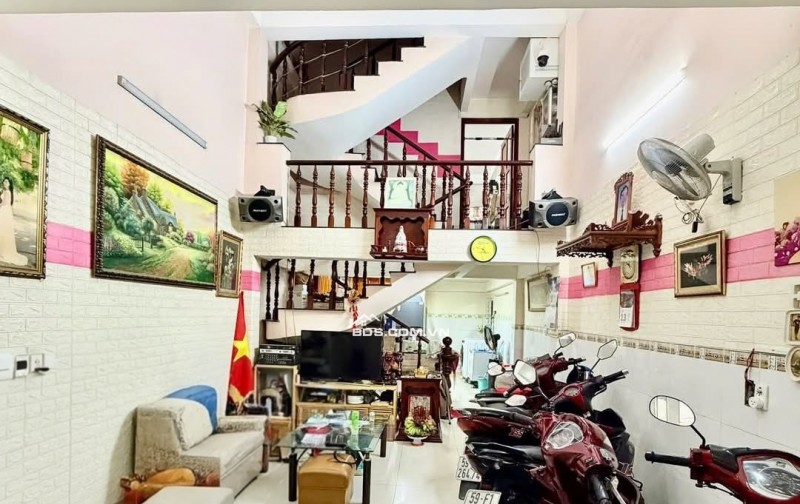 Chợ Hạnh Thông Tây- 3 tầng BTCT - 50m² - 3 PN - gần HXH chỉ 5.45 tỷ