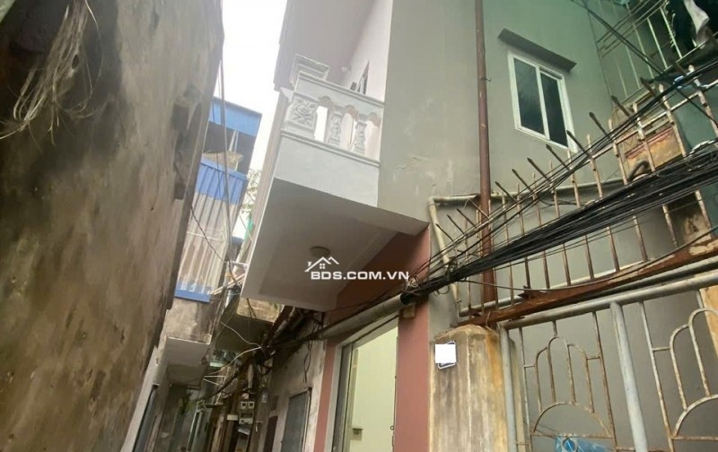 BÁN NHÀ 780 TRIỆU 2.5 TẦNG 20M2 ( HƯỚNG ĐÔNG ) NGÕ NGUYỄN TRÃI