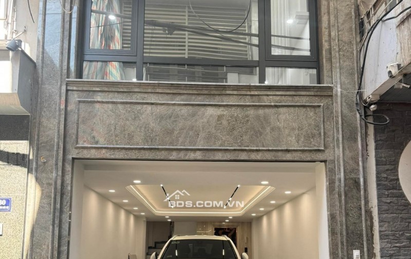 Bán Nhà Ô TÔ Trong Nhà, Hoàng Quốc Việt, Cầu Giấy 42m, 7 tầng, mt 4m, giá 23.2 tỷ.