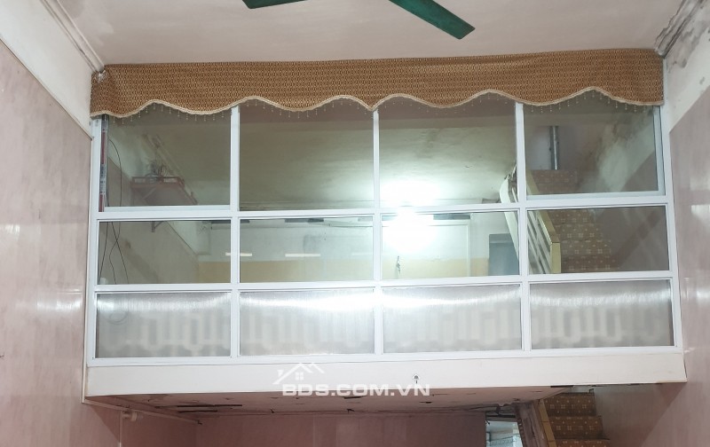 BÁN NHÀ 1.468 TỶ 1.5 TẦNG 60M2 ( TÂY NAM ) NGÕ PHÙ NGHĨA