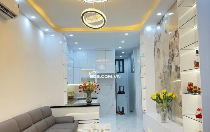 Nhà Đẹp Thang Máy, Nguyễn Phúc Lai, Đống Đa 39/45m, 5 tầng, mt 3.5m, giá 12.6 tỷ