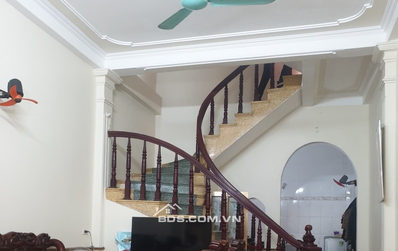 BÁN NHÀ 1.65 TỶ 3 TẦNG 56M2 ( ĐÔNG NAM ) NGÕ TRẦN NHÂN TÔNG