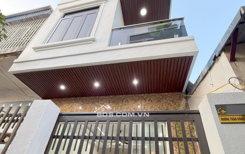 BÁN NHÀ ĐẸP 1.85 TỶ 3 TẦNG 52M2 ( ĐÔNG NAM ) NGÕ TRẦN ĐĂNG NINH