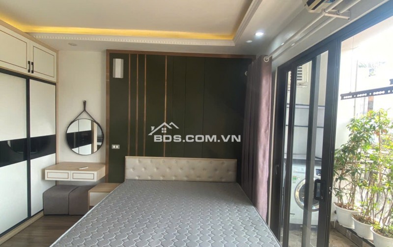 Cho thuê Căn hộ dịch vụ Studio siêu đẹp Full đồ tại Ngõ 193 Trích Sài, Tây Hồ. Chỉ 7.5tr