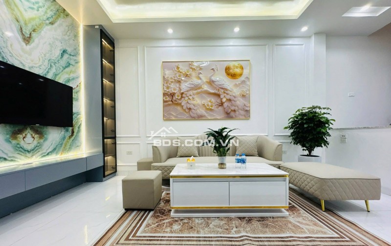 Nhà Đẹp Bạch Mai, Hai Bà Trưng 40m, 5 tầng, mt 4.3m, giá 8.38 tỷ.