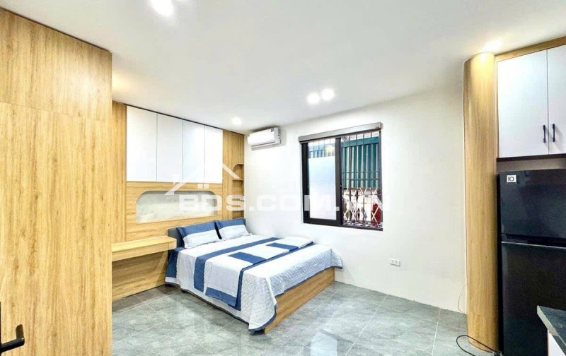 Bán Nhà Lô Góc, Dòng Tiền, Phố VIP Lê Thanh Nghị 37m, 6 tầng, mt 4.2m, giá 11.8 tỷ.