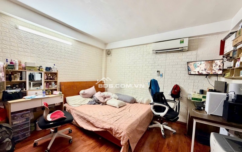 Chợ Hạnh Thông Tây- 3 tầng BTCT - 50m² - 3 PN - gần HXH chỉ 5.45 tỷ