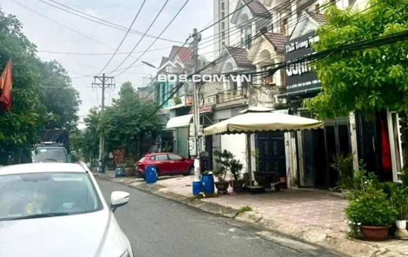 CHỦ GỬI BÁN NHÀ MẶT TIỀN TRẦN ĐẠI NGHĨA DĨ AN NGAY QUỐC LỘ 1K