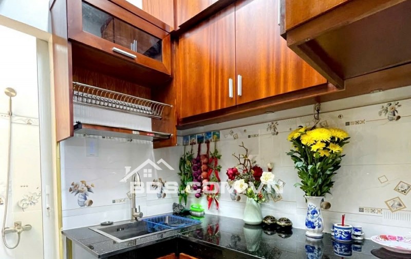 Bán nhà đẹp 2 tầng Nguyễn Hồng Đào Tân Bình, 2PN full nội thất nhỉnh 4 tỷ