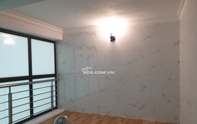 BÁN NHÀ 1.35 TỶ 3 TẦNG 24M2 NGÕ CỰC NGẮN ĐƯỜNG BẾN NGỰ