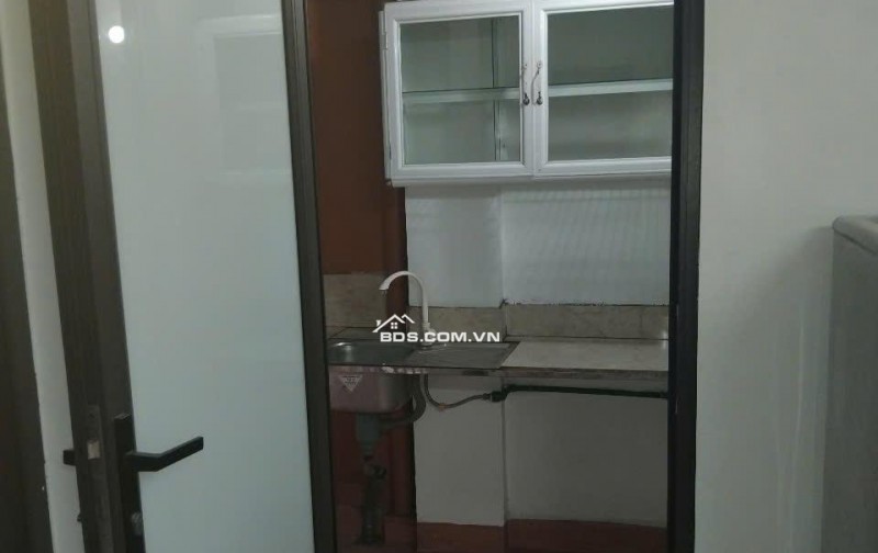 Cho thuê phòng ngõ 99 Trung Kính, full đồ, thang máy, chỉ 5 triệu