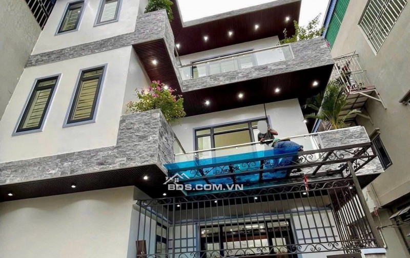 BÁN CĂN VILLA  3.85 TỶ 3 TẦNG 66M2 LÔ GÓC Ô TÔ ĐỖ CỬA TRẦN QUANG KHẢI