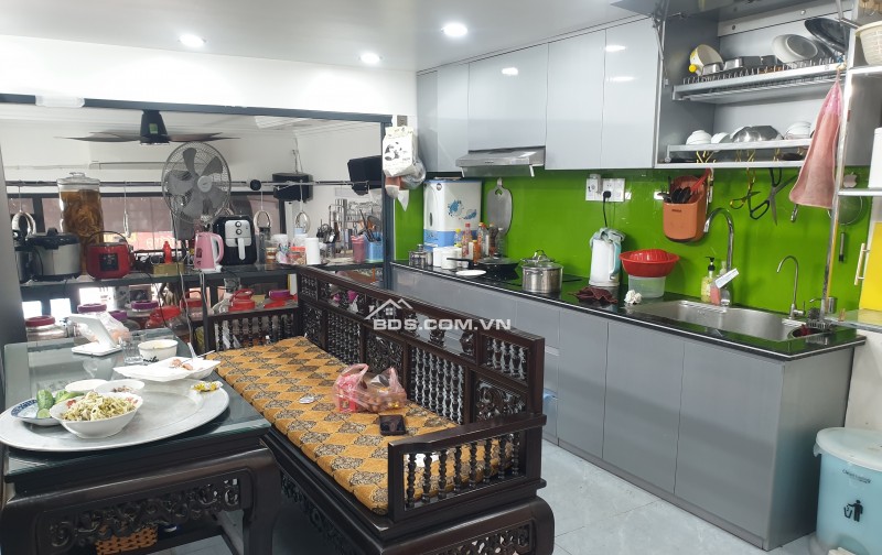 BÁN NHÀ MẶT ĐƯỜNG NGUYỄN BÍNH 3.5 TẦNG 50M2 KINH DOANH TỐT GIÁ 4.56 TỶ