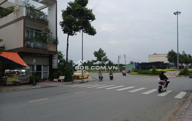 MẶT TIỀN Nguyễn Công Bình. Đất+ Nhà rộng 163m2. P Thới Sơn (P.6, MỸ THO cũ)