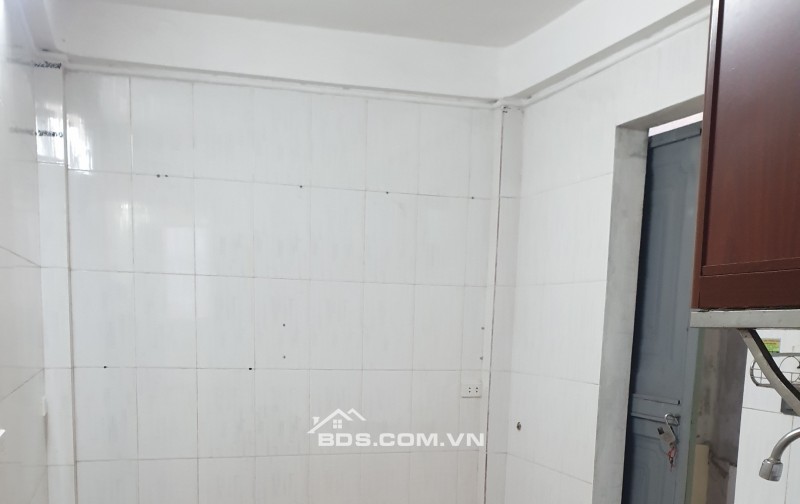 BÁN NHÀ 1.79 TỶ 3 TẦNG 60M2 ( ĐÔNG NAM ) NGÕ NGẮN TÔ HIẾN THÀNH
