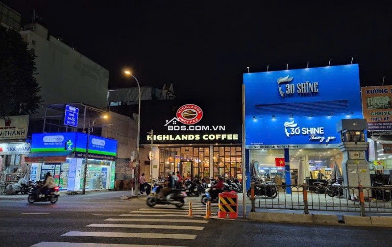 Giảm mạnh 4 tỷ nhà hẻm 1122 Quang Trung 5 lầu ngang 5.8m 90m2 có T.máy gần Emart 14 tỷ.