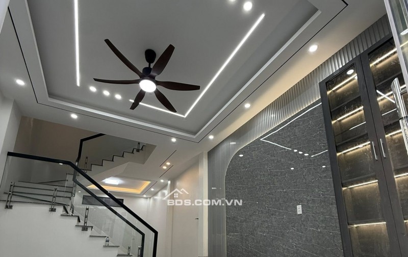 BÁN NHÀ ĐẸP 1.85 TỶ 3 TẦNG 52M2 ( ĐÔNG NAM ) NGÕ TRẦN ĐĂNG NINH