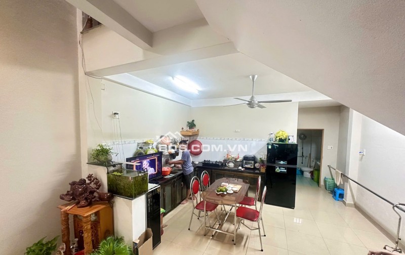 Bán nhà 3 tầng 3 mê đường Nhơn Hòa 1 - Gần bến xe TTTP