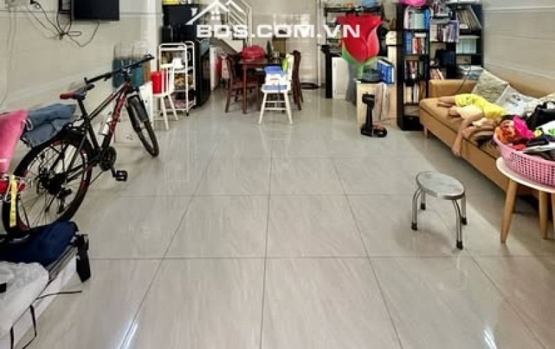 Bán nhà Âu Cơ Tân Bình, 35m2 2 tầng ba gác thông giá 4 tỷ 5 TL