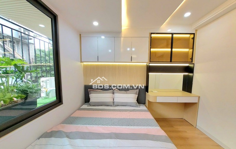 Bán Nhà Ở Luôn, Căn Tập Thể Bách Khoa - Nguyễn Hiền, Hai Bà Trưng 25/70m, tầng 3, giá 4.98 tỷ.