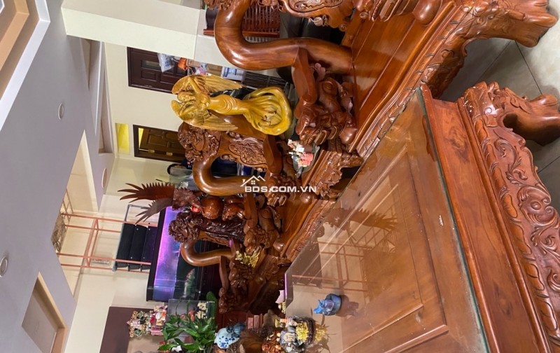 BÁN GẤP NHÀ MẶT TIỀN KHỦNG – NGANG 9M – 3 TẦNG + SÂN THƯỢNG – PHÙ HỢP KINH DOANH & VĂN PHÒNG