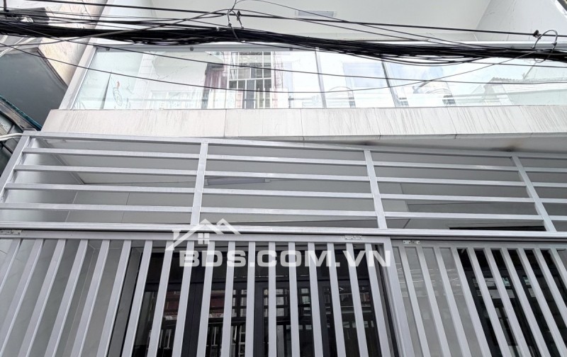 Bán nhà Phạm Văn Hai P.3 Tân Bình 5m x 5.6m 2PN 2WC giá 4.4T TL