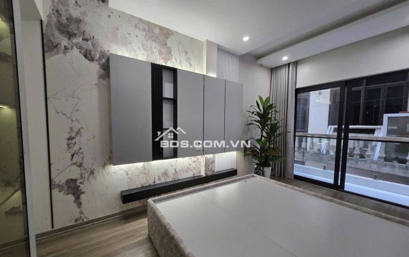 Nhà Đẹp Gần Phố Bùi Ngọc Dương, Hai Bà Trưng 35/40m, 4 tầng, mt 3.5m, giá 9.95 tỷ