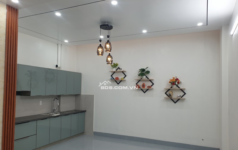 BÁN NHÀ ĐẸP 2.55 TỶ 3 TẦNG 51M2 NGÕ RỘNG TÔ HIẾN THÀNH