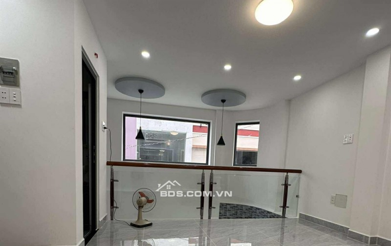 Nhà bán Lê Văn Sỹ Quận 3, 5 tầng mới 4PN, ngang rộng 6m giá 8.7 tỷ TL