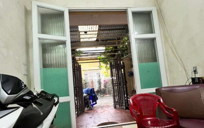 BÁN NHÀ MẶT ĐƯỜNG NHÁNH HOÀNG VĂN THỤ  - HÀNG CAU 3 TẦNG GIÁ 2.86 TỶ