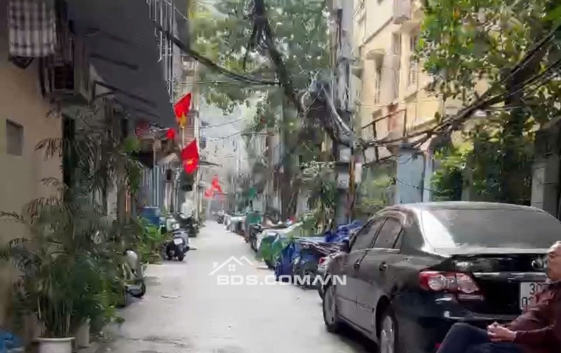 Bán nhà tập thể 67 Lương Thế Vinh, Thanh Xuân - DTSD 180m2 giá 5,5 tỷ