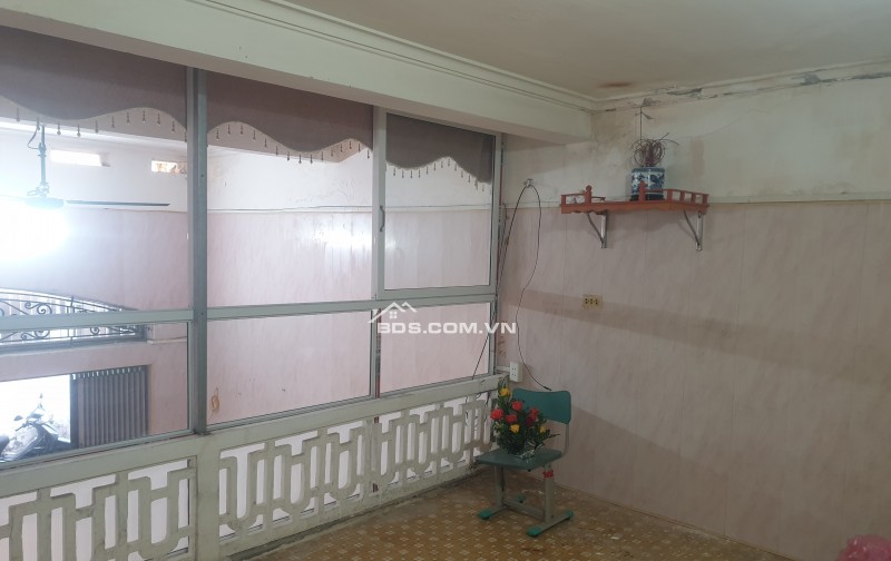 BÁN NHÀ 1.468 TỶ 1.5 TẦNG 60M2 ( TÂY NAM ) NGÕ PHÙ NGHĨA