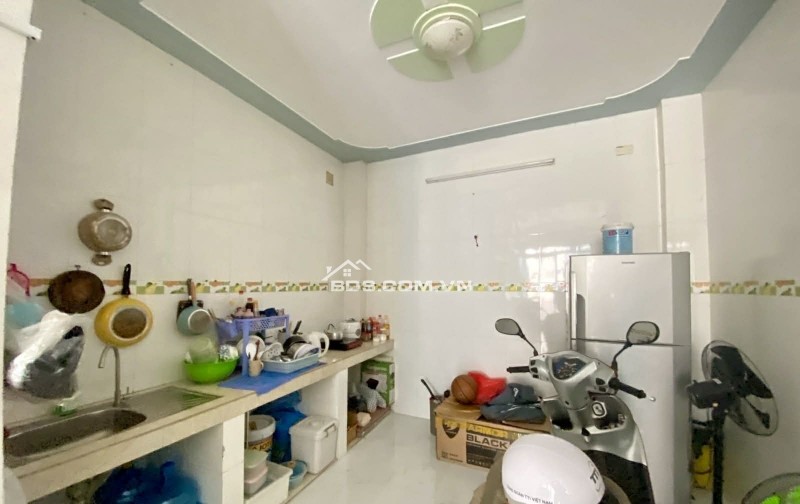 Bán nhà đẹp 4 tầng Thiên Phước Tân Bình, ~40m2 sát xe hơi giá 6.5 tỷ TL