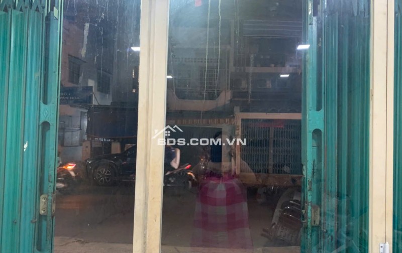 Cho thuê MB có máy lạnh tiện KD ngay mặt tiền Vĩnh Viễn Quận 10