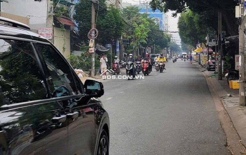 Bán nhà vị trí đẹp hẻm 106 Cống Lở ngang 8m 120m2 tiện xây mới sát trường học chỉ 12.5 tỷ.