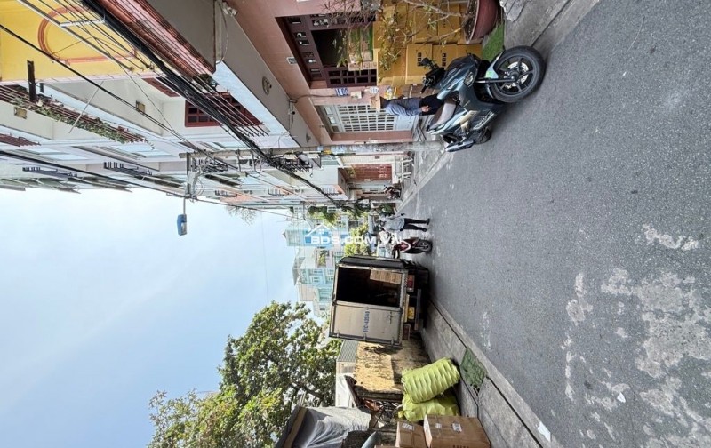 Mặt tiền Nguyễn Thanh Giản Q.10 - 4 tầng hoàn công đủ - dòng tiền cho thuê - nhỉnh 13ty
