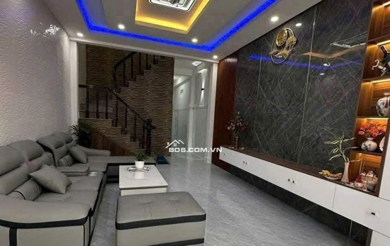 BÁN NHÀ MỚI 2 tầng KP1, Phường 6. Mỹ Tho. Vị trí đẹp - Có sân Đậu Ô tô.