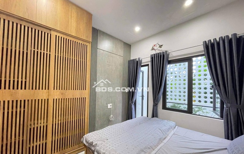 Bán nhà 3 tầng 3 MT đường Ngô Chân Lưu - sát Tô Hiệu