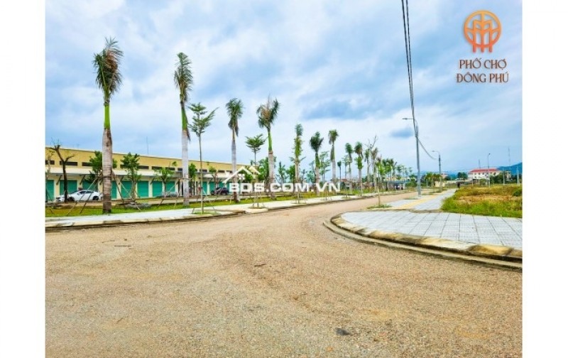 Chính chủ gửi bán lô góc đẹp nhất b2-7 trục đường 18.5m , diện tích 160m2 KHU PHỐ CHỢ ĐÔNG PHÚ