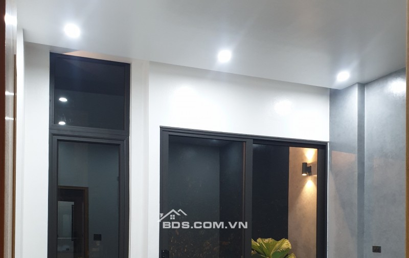 BÁN NHÀ 4.5 TỶ 3 TẦNG 72M2 CÓ SÂN ĐỂ Ô TÔ MẶT ĐƯỜNG KHU ĐỒNG QUÝT