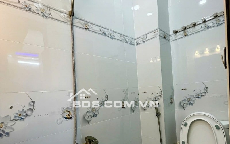 Bán nhà đẹp 2 tầng Nguyễn Hồng Đào Tân Bình, 2PN full nội thất nhỉnh 4 tỷ