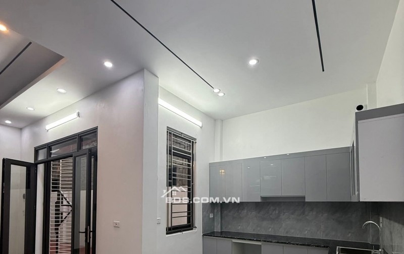 BÁN NHÀ ĐẸP 1.89 TỶ 3 TẦNG 69M2 NGÕ NGẮN ĐƯỜNG PHÙNG KHẮC KHOAN