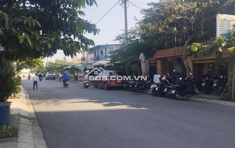 Bán nhà MT 193 Lê Tấn Bê, cách Võ Văn Kiệt 100m vị trí siêu đẹp