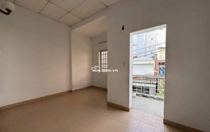 Bán nhà HXH Lạc Long Quân Tân Bình, 4.8x13m 2 tầng giá 5 tỷ 7 TL